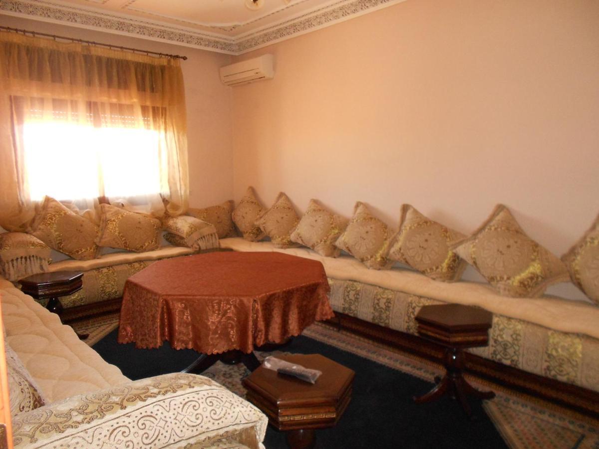 Residence Bab El Janoub 우아르자자테 객실 사진